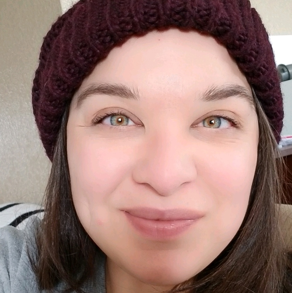 Meet your Posher, Abbie